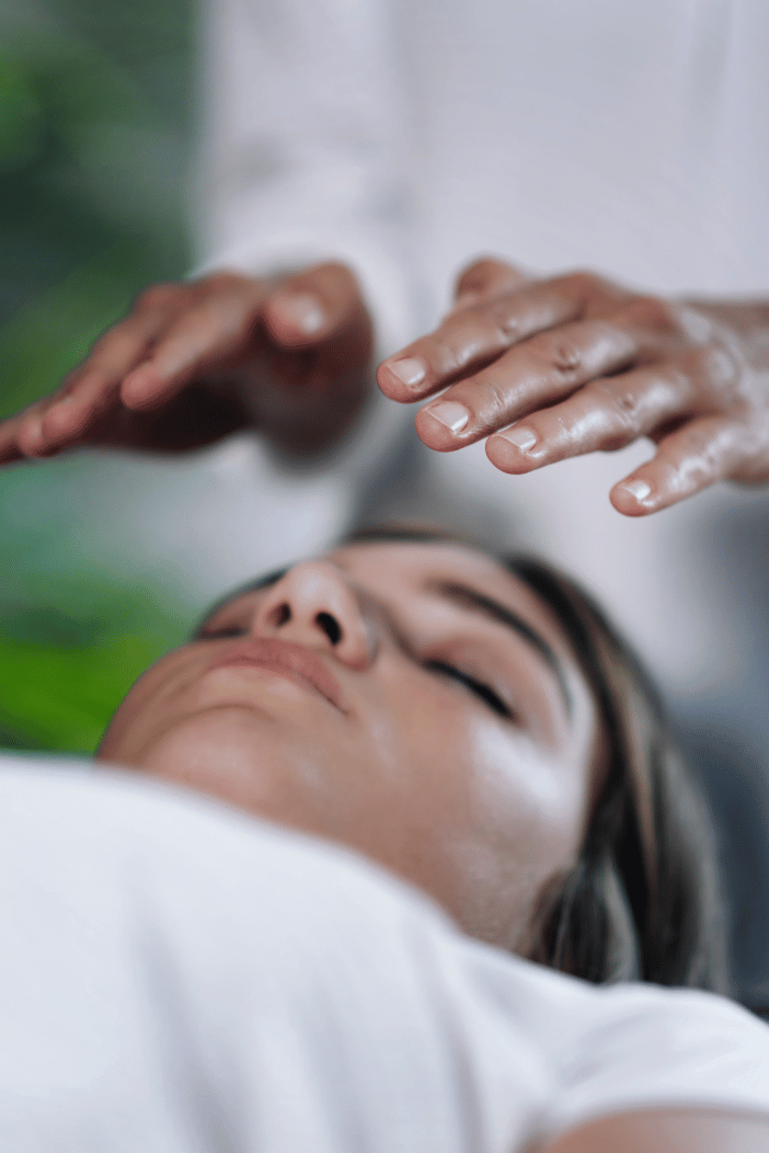 A woman is receiving a massage from a therapist specializing in fertility treatments. atma acupuncture